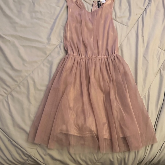 Elegant Pink Kids Dress - Picture 1 of 3